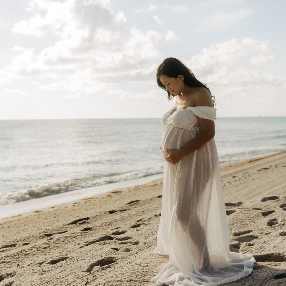 Maternity photoshoot lace chiffon dress